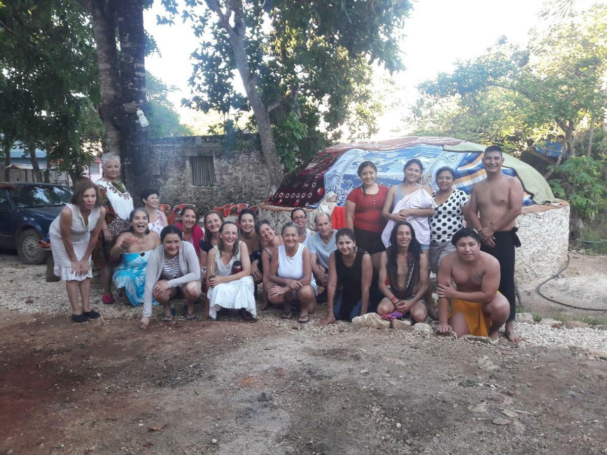 Hostal Y Temazcal Guemez Chichén-Itzá Eksteriør billede